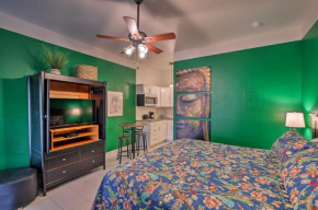 Vibrant Naples Studio with Pool Access and Porch!, Naples